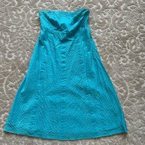 Blue strapless dress